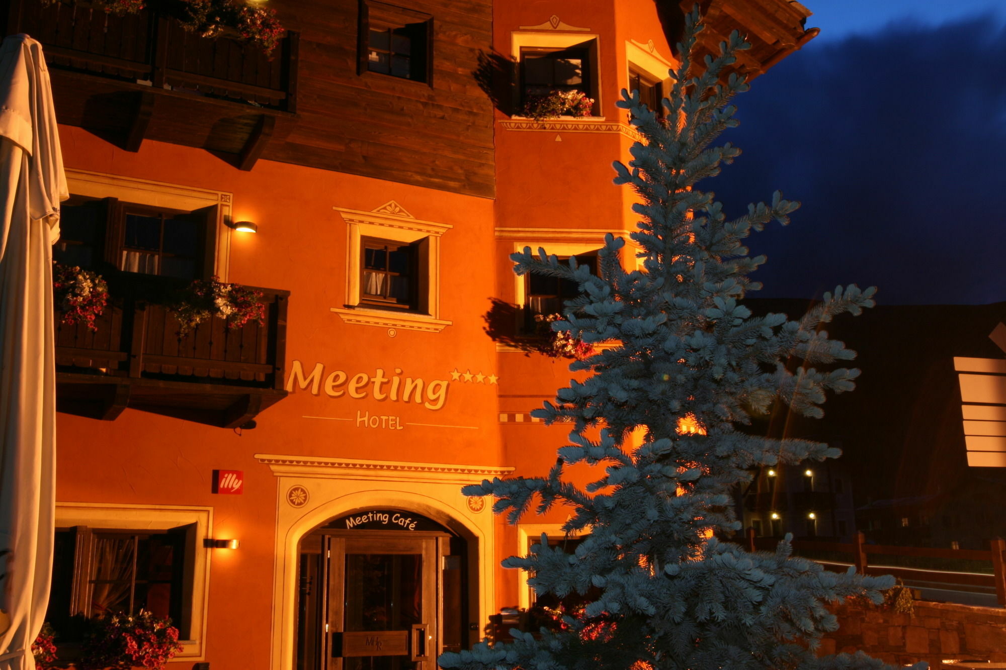 Hotel Meeting Livigno Bagian luar foto